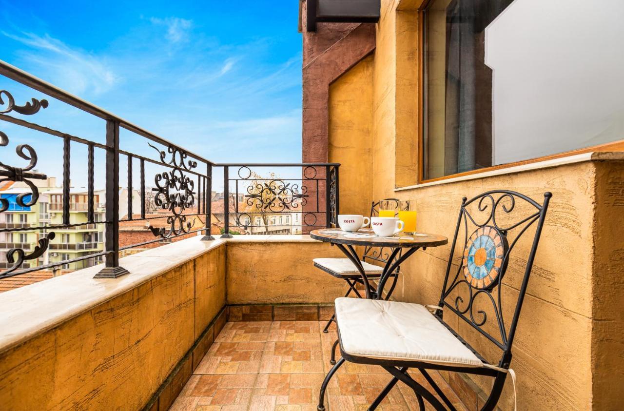 The Walnut 2Bd Apartment Plovdiv Kültér fotó