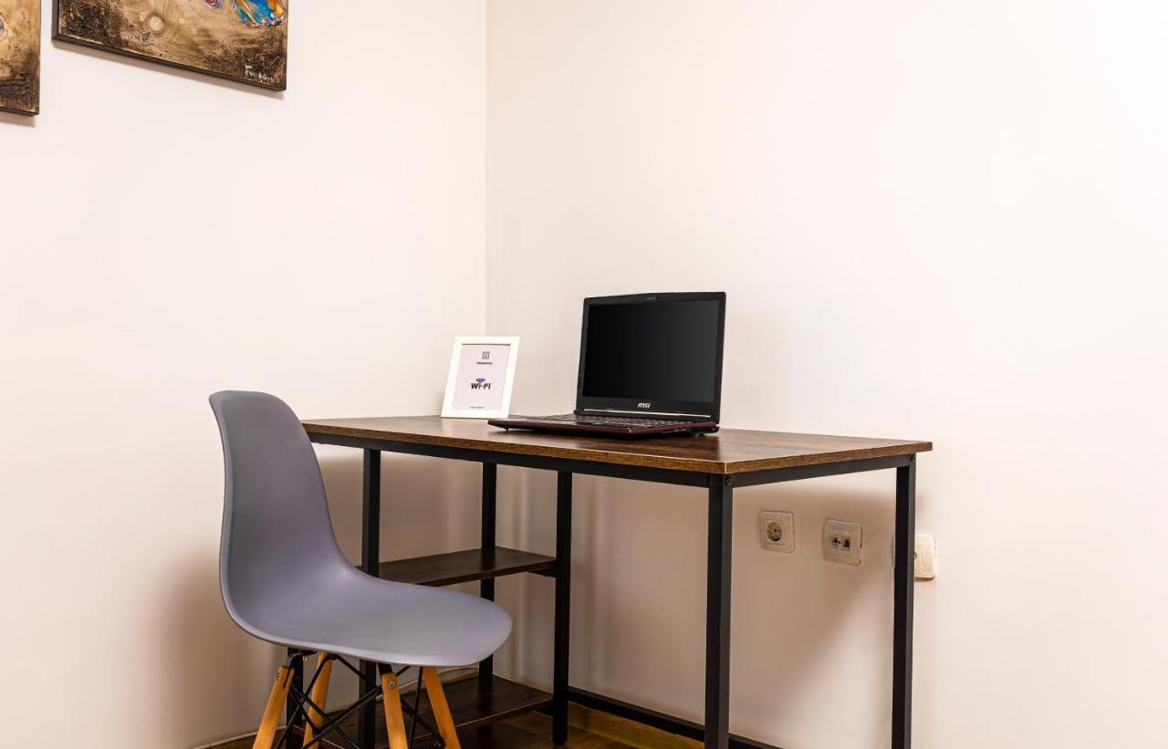 The Walnut 2Bd Apartment Plovdiv Kültér fotó