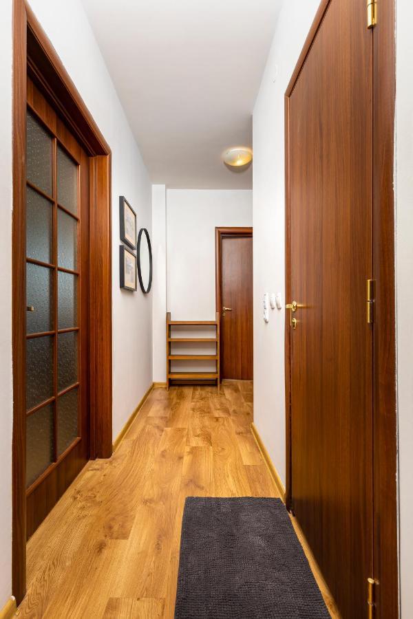 The Walnut 2Bd Apartment Plovdiv Kültér fotó